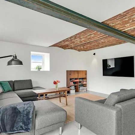 7 Bedroom Stunning In Apartament