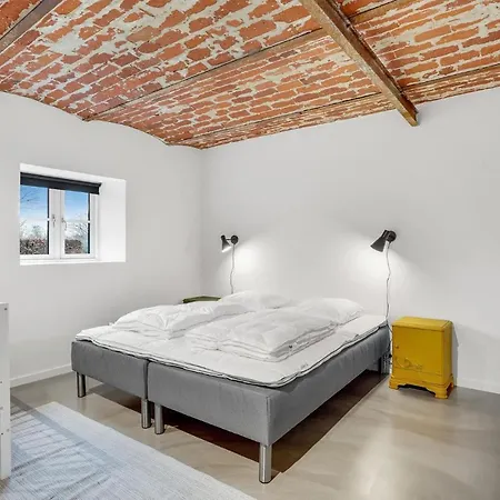 Apartament 7 Bedroom Stunning In